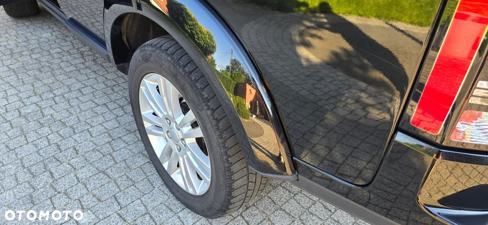 Land Rover Discovery IV 3.0 SD V6 HSE - 16