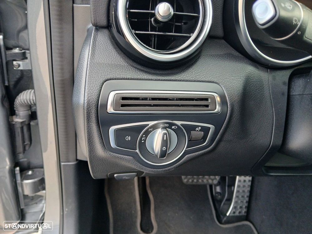 Mercedes-Benz C 300 de Edition - 22
