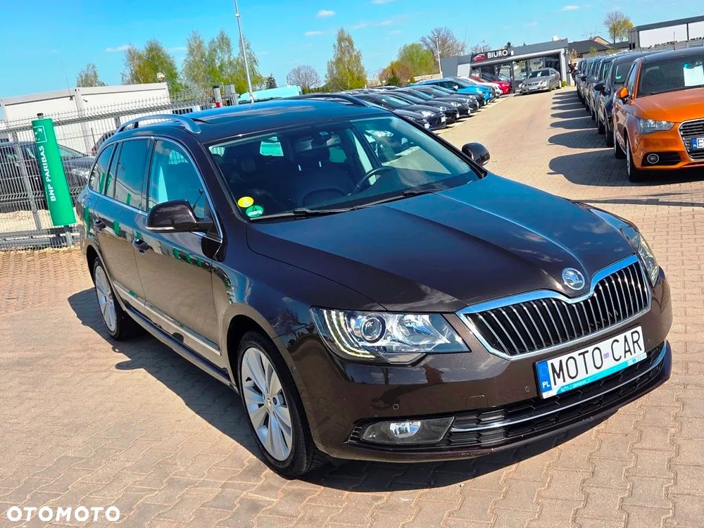 Skoda Superb 1.6 TDI Platinum DSG - 23