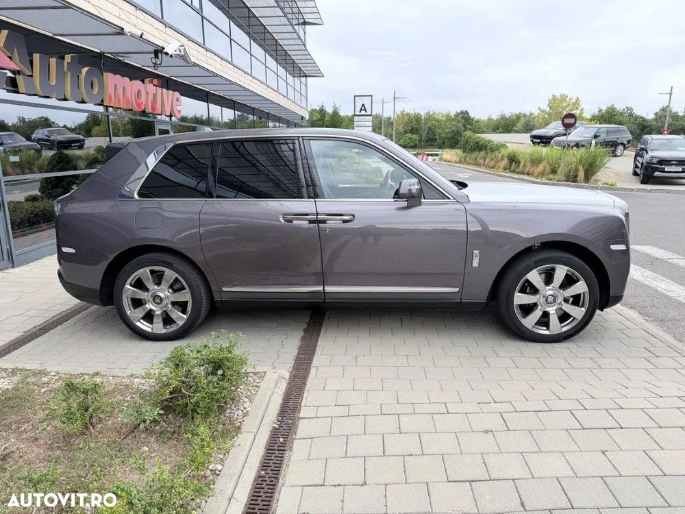 Rolls-Royce Cullinan Standard - 7