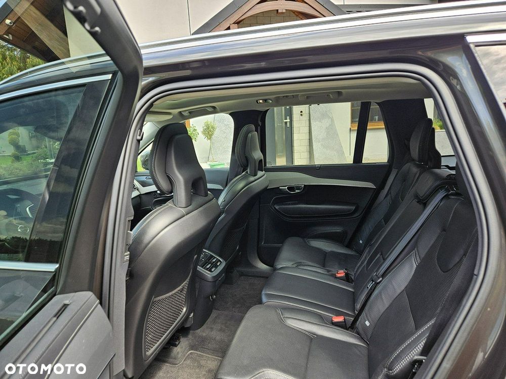 Volvo XC 90 - 11