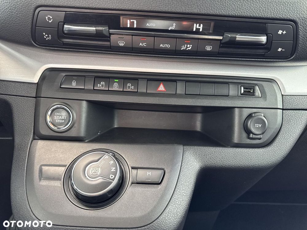 Toyota Proace Verso 2.0 D4-D Long VIP - 17