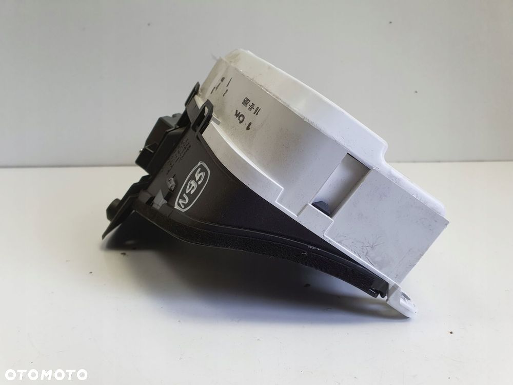 Volvo S80 II V70 III XC70 II 2.5 T turbo LICZNIK ZEGARY Europa 30786622AB - 6