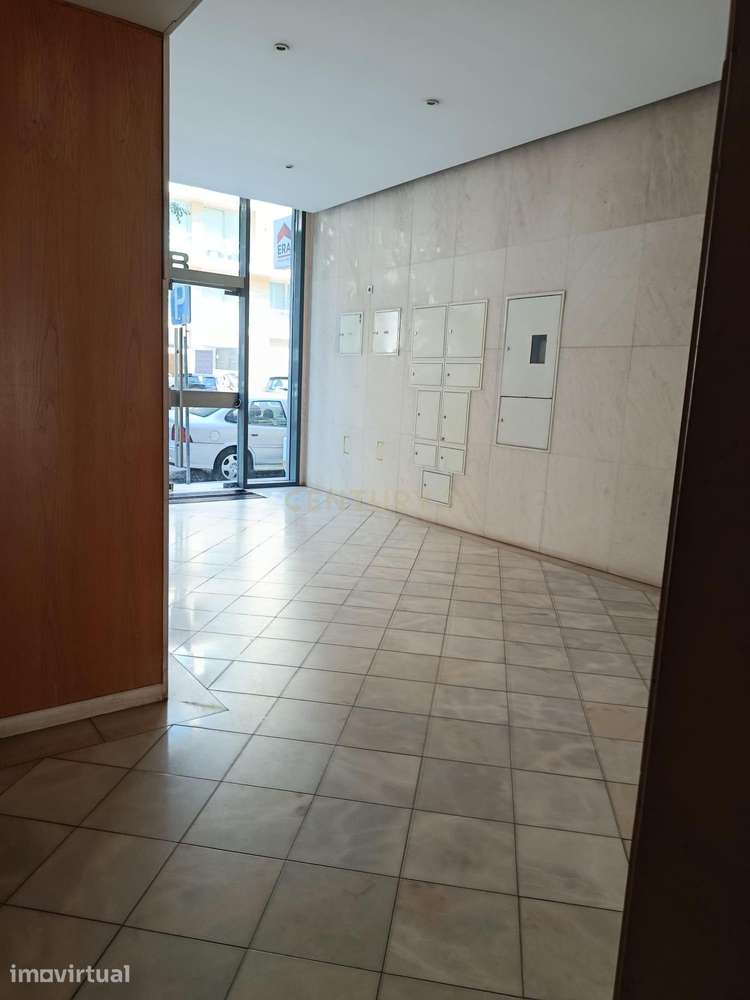 Apartamento com duas suites; estacionamento e arrecadação nas Avenidas - Grande imagem: 3/39