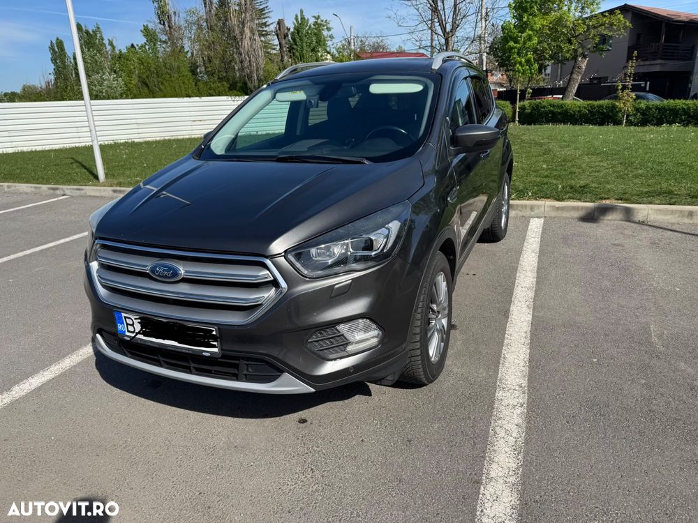 Ford Kuga 2.0 TDCi 4WD Powershift Vignale - 2
