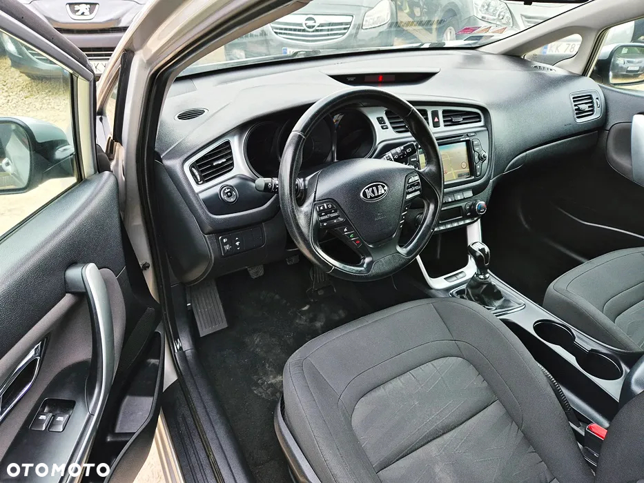 Kia Ceed Cee'd 1.4 XL - 31