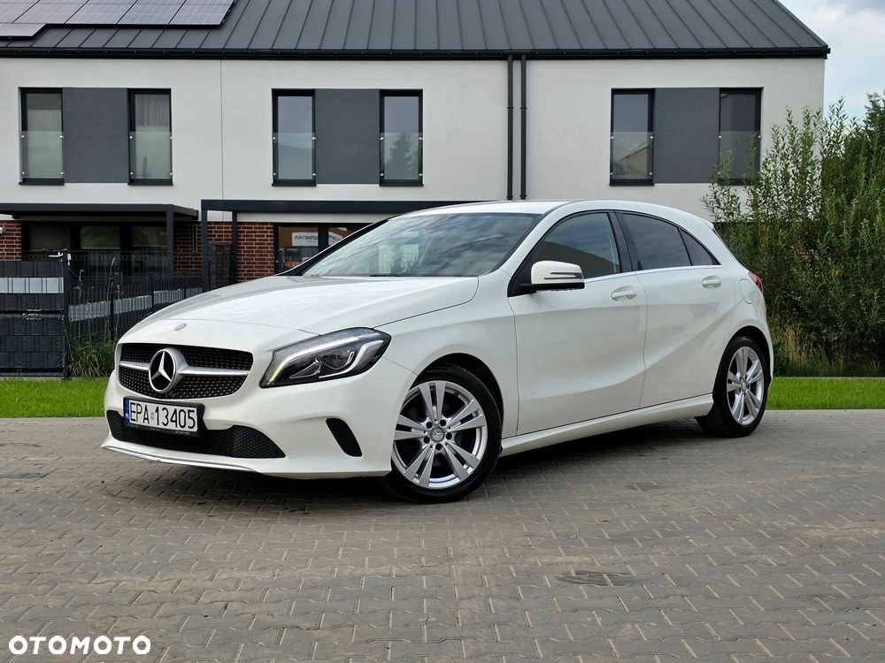 Mercedes-Benz Klasa A 180 7G-DCT AMG Line - 11