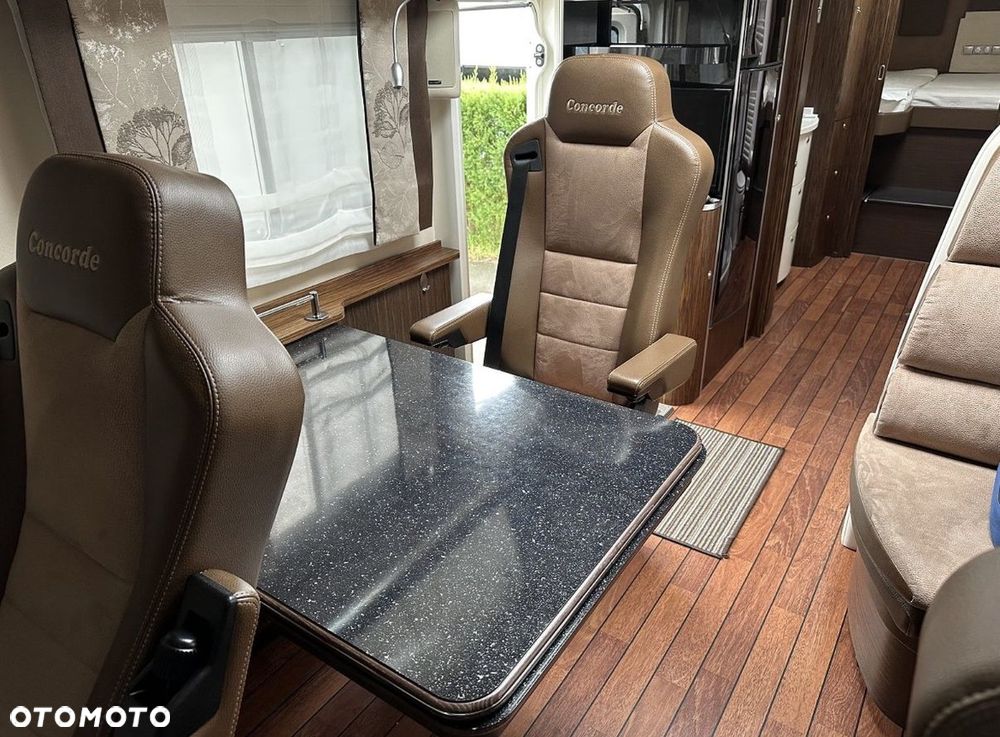 Concorde charisma 850L - 17