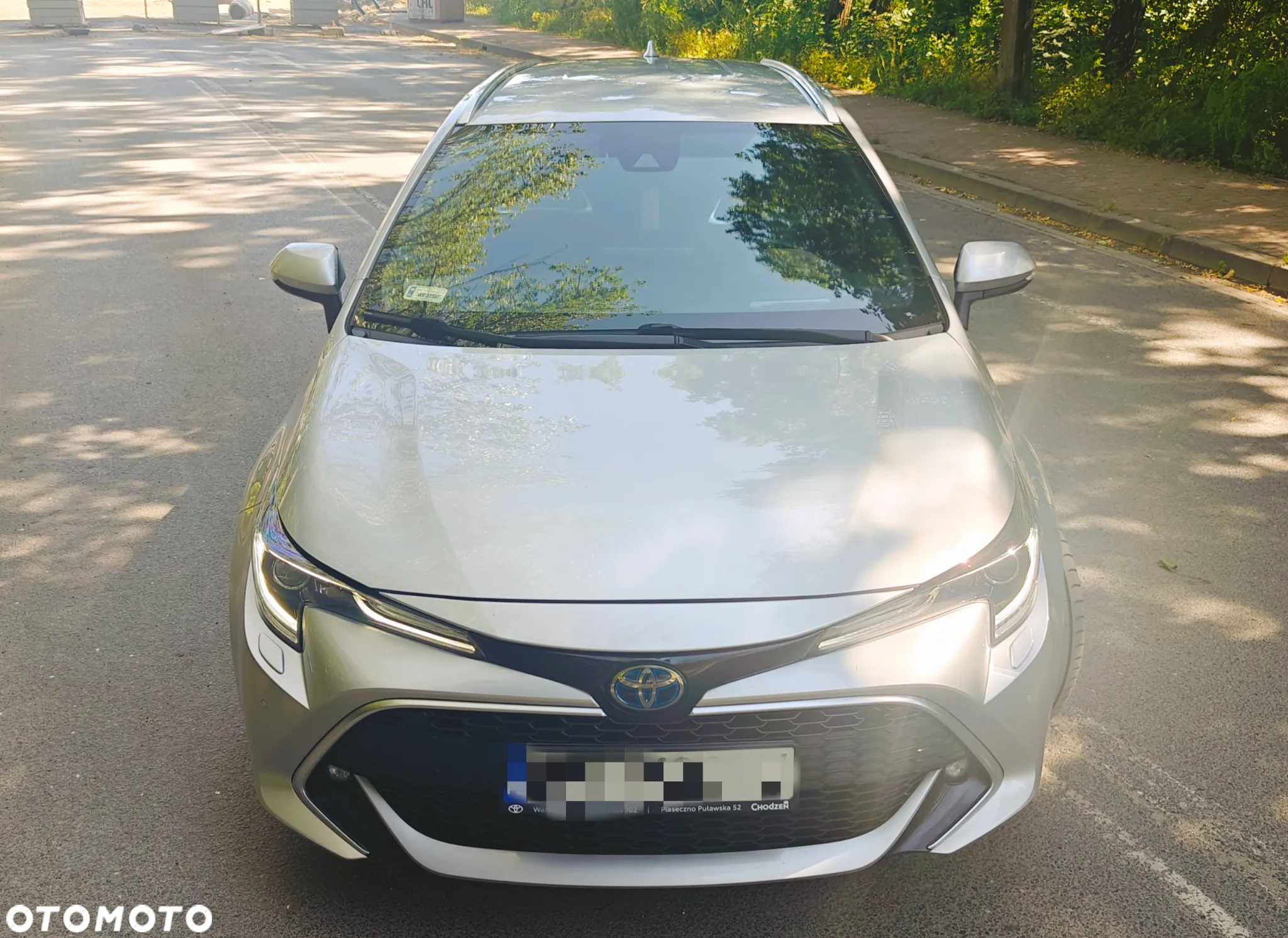 Toyota Corolla 2.0 Hybrid Executive - 28
