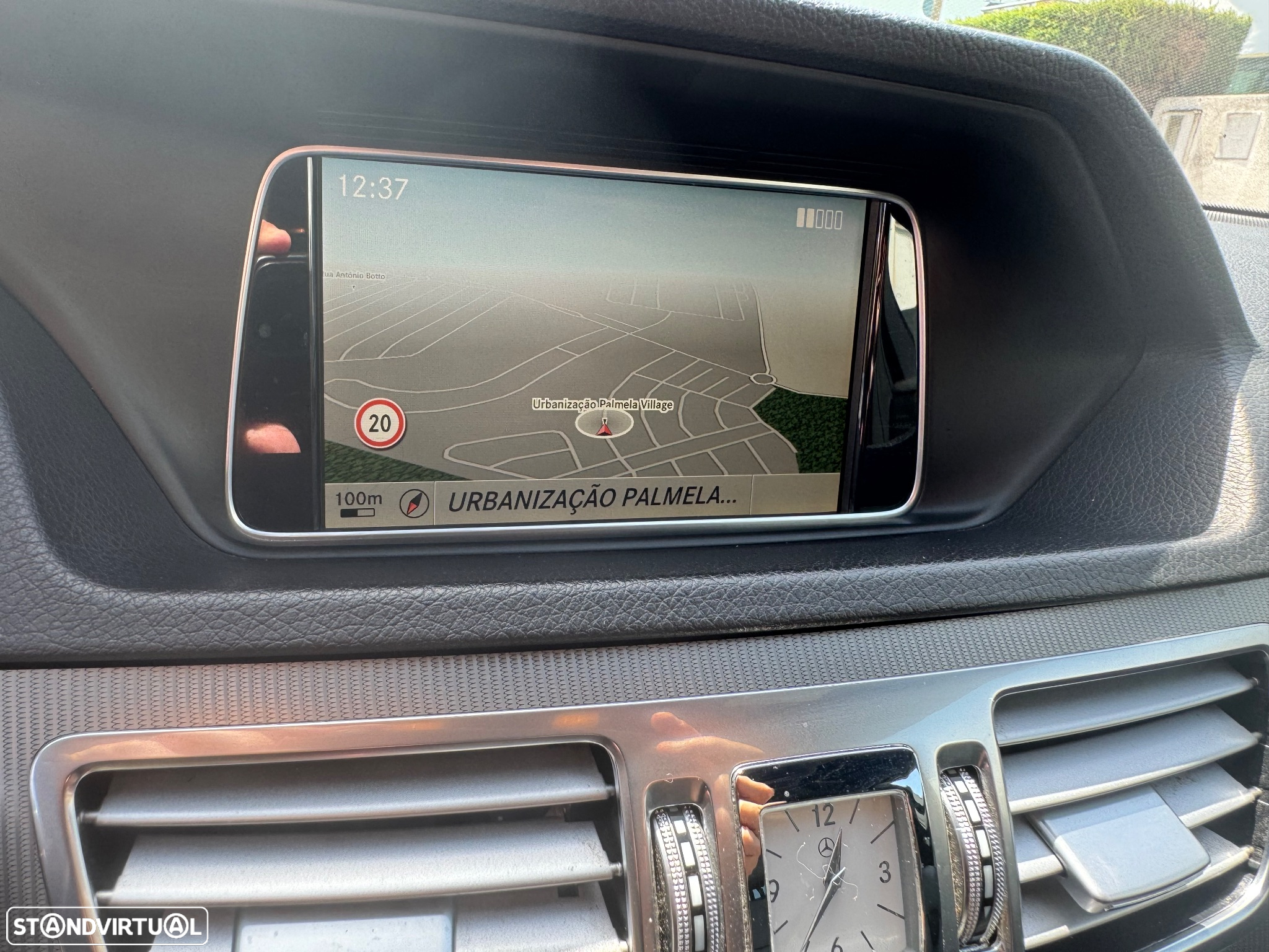 Mercedes-Benz E 300 Bluetec Hybrid Avantgarde - 14
