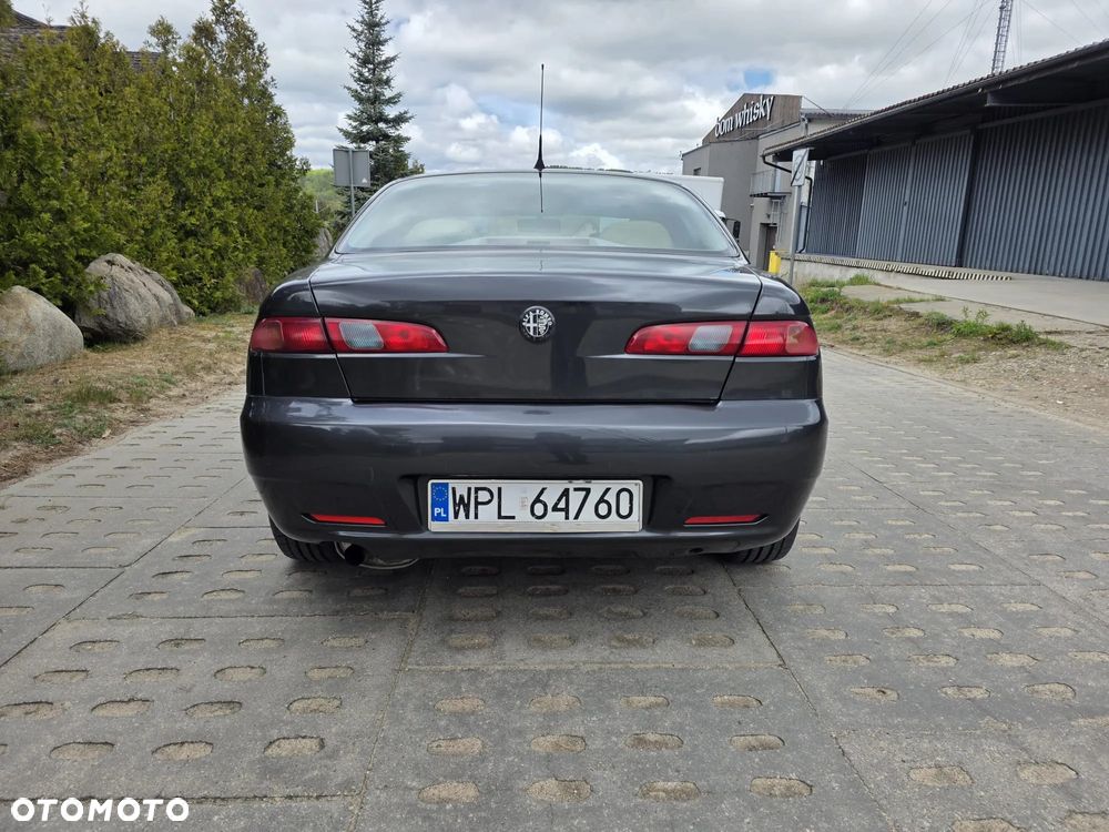 Alfa Romeo 156 1.9 JTD Distinctive - 6