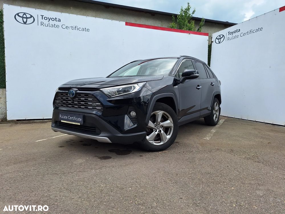 Toyota RAV4 - 1