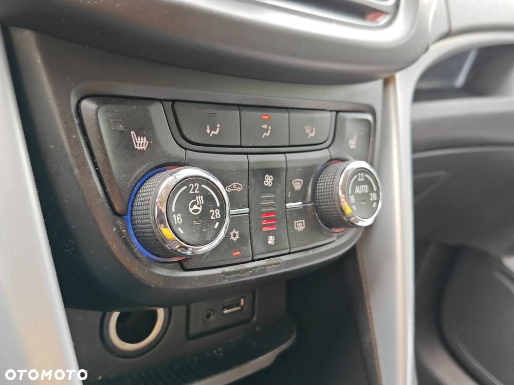 Opel Zafira 2.0 CDTI Cosmo - 9