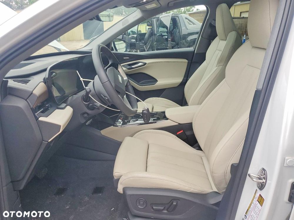 Audi Q6 e-tron Quattro - 8