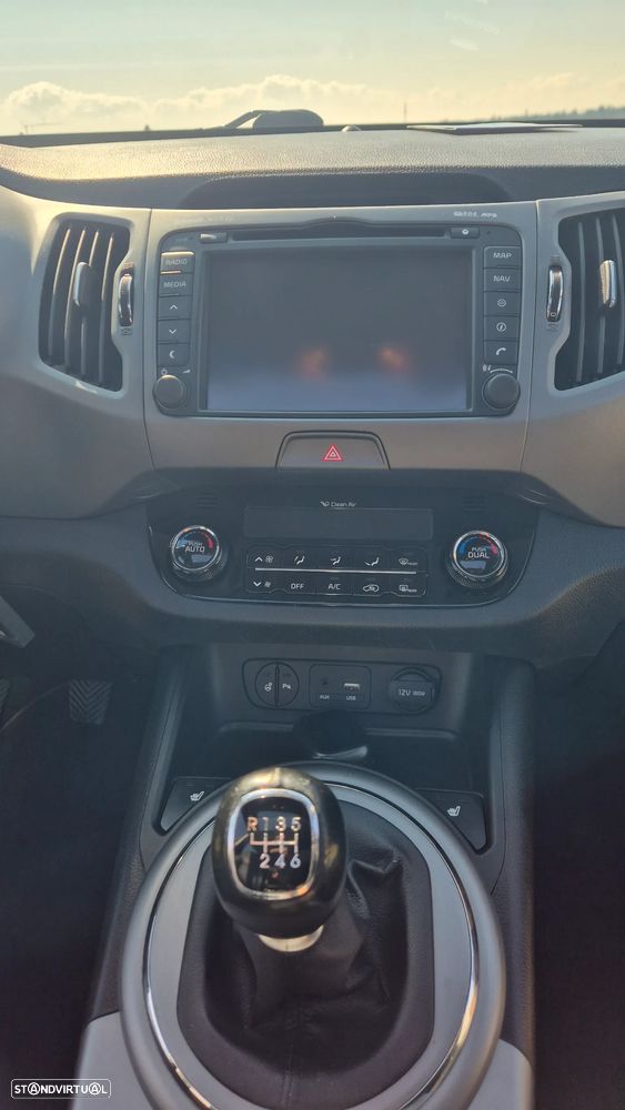 Kia Sportage 1.6 GDI ISG Silver - 12