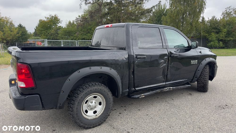 Dodge RAM 1500 5.7 4x4 - 5