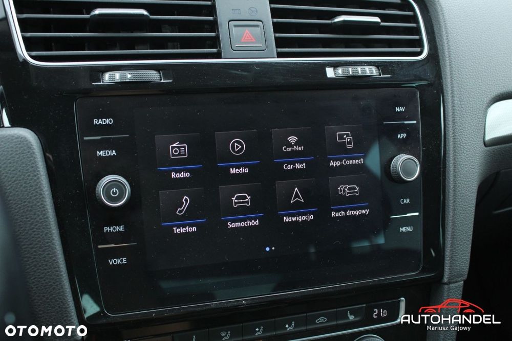 Volkswagen Golf - 15