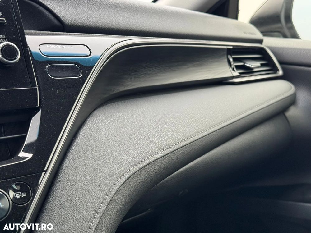 Toyota Camry 2.5 Hybrid Dynamic - 38