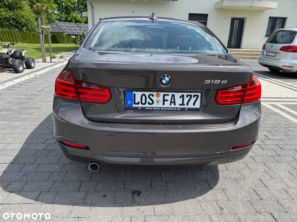 BMW Seria 3 318d Blue Performance Luxury Line - 5