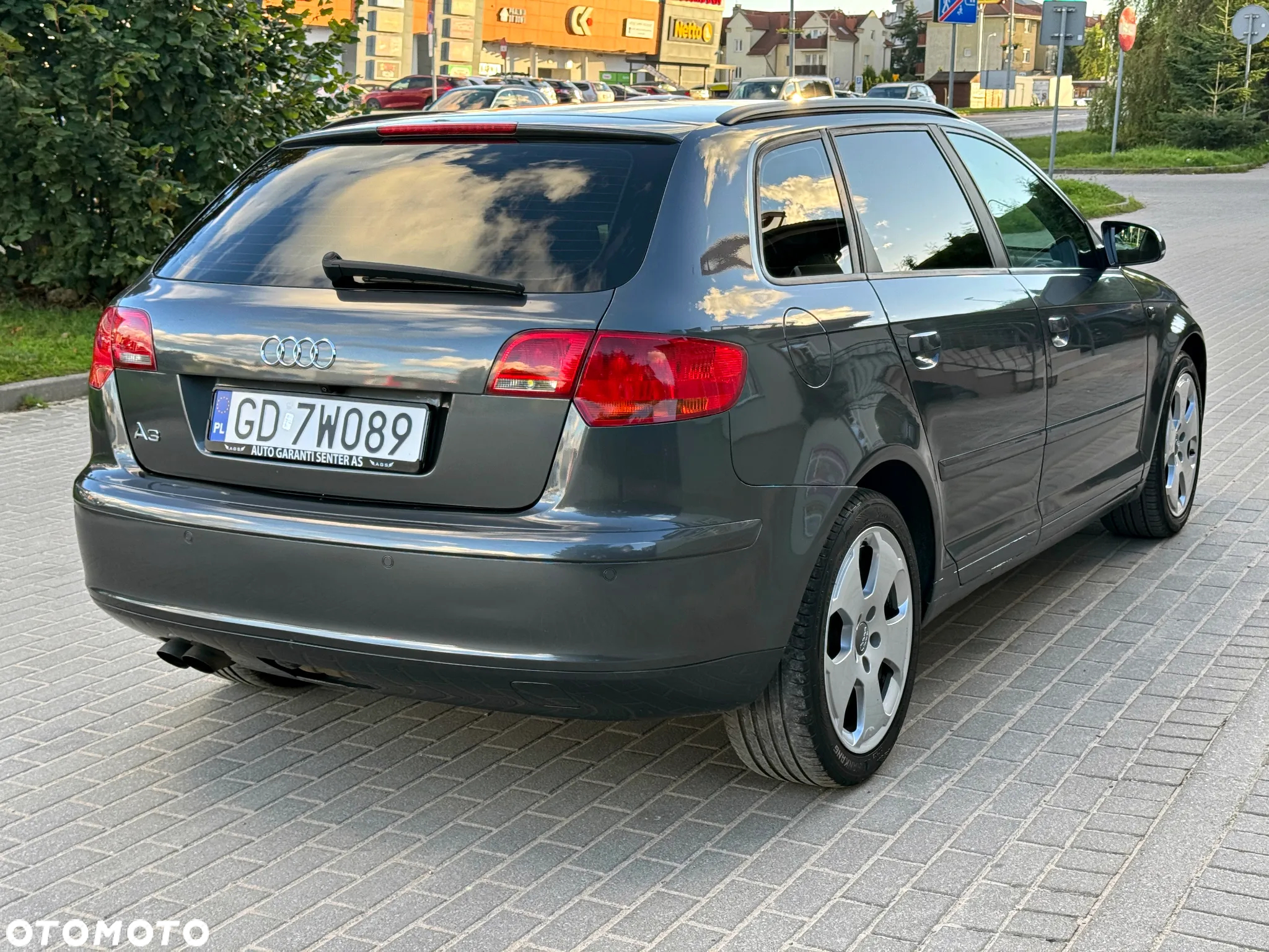 Audi A3 Sportback 2.0 TDI DPF quattro Ambiente - 5