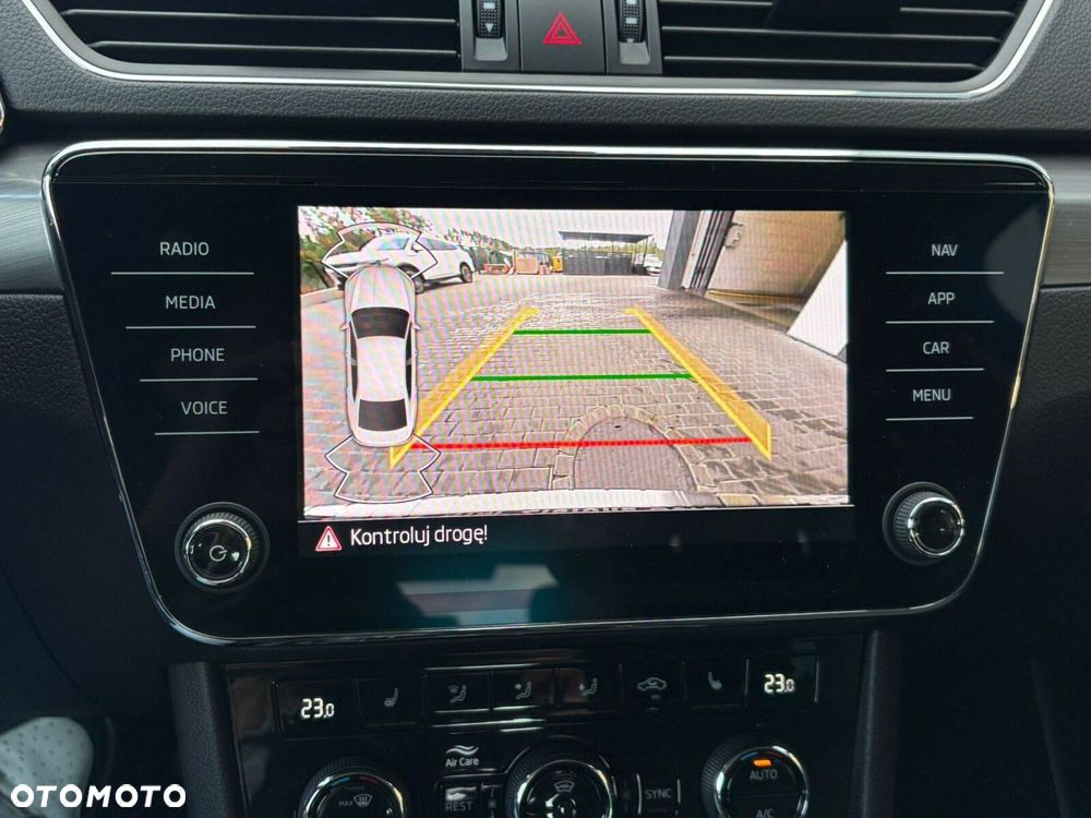 Skoda Superb 2.0 TSI Style DSG - 21