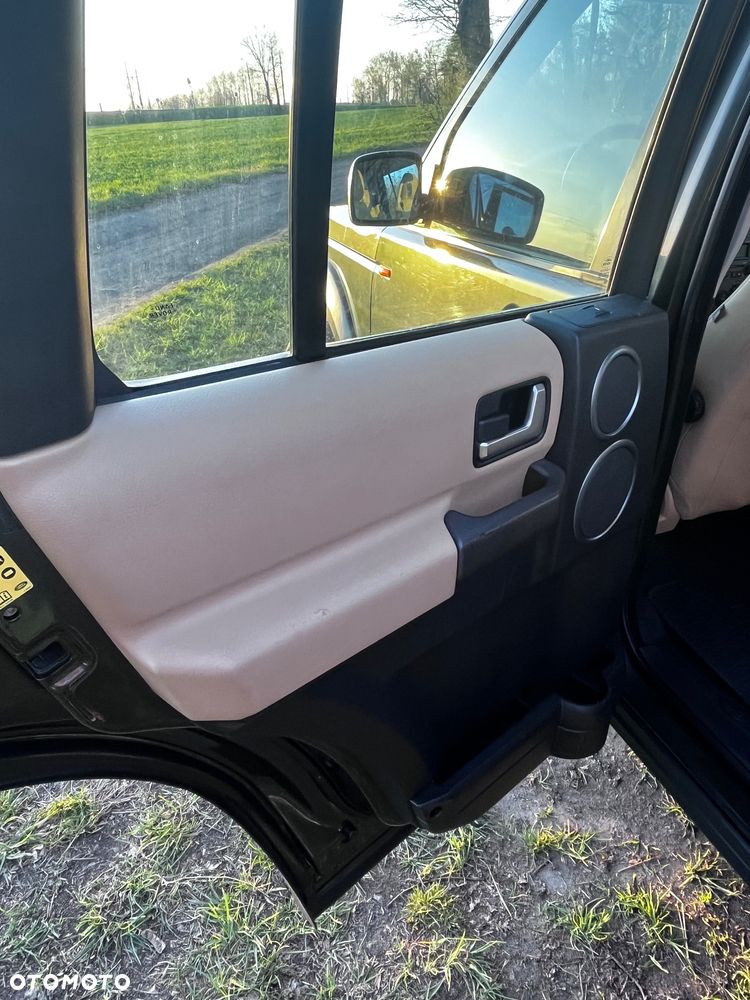 Land Rover Discovery - 12