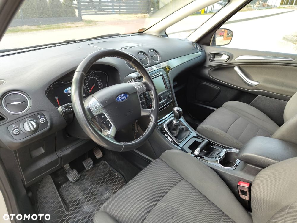 Ford S-Max 2.0 TDCi DPF Champions Edition - 9