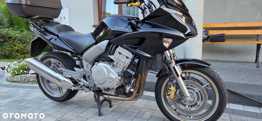 Honda CBF - 2