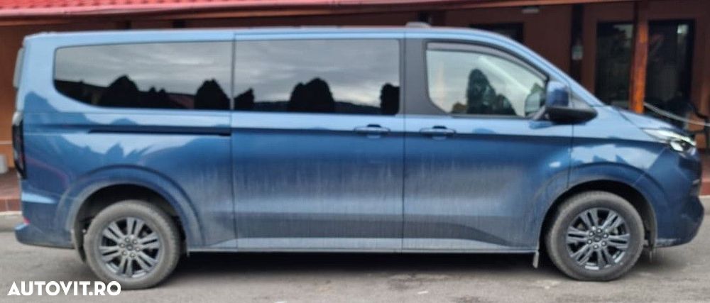 Ford Tourneo Custom Bus 320 2.0 EcoBlue 170 CP L1H1 Titanium Aut. - 1