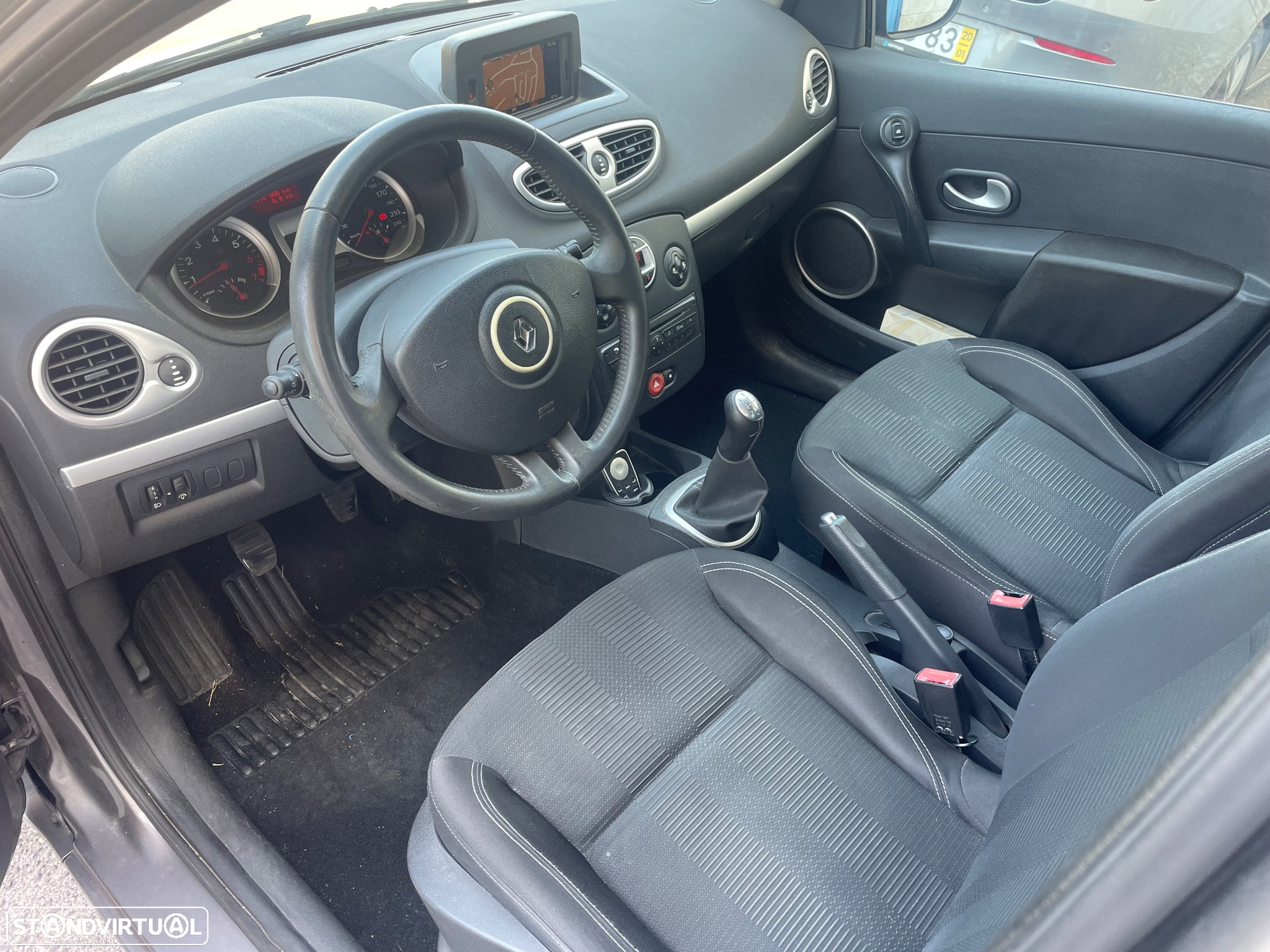 Renault Clio 1.2 16V Dynamique S - 7