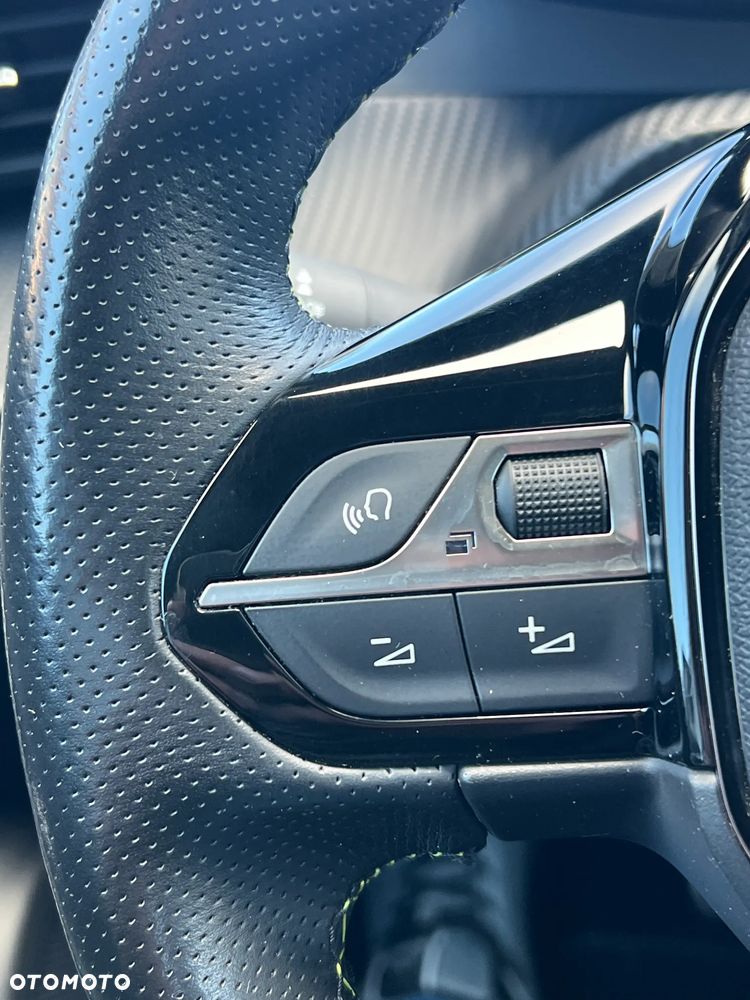 Peugeot 2008 GT Line - 10