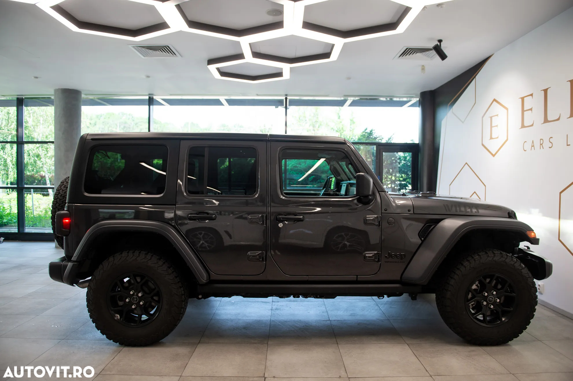 Jeep Wrangler - 9