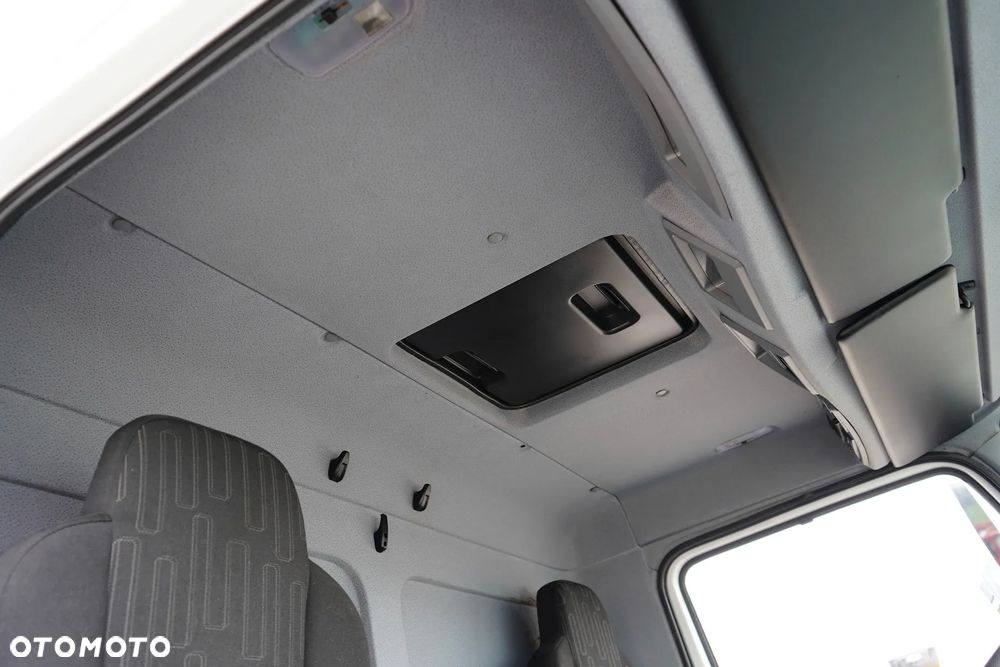 Mercedes-Benz ATEGO / 1221 / ACC / EURO 6 / KONTENER + WINDA / 17 PALET - 17