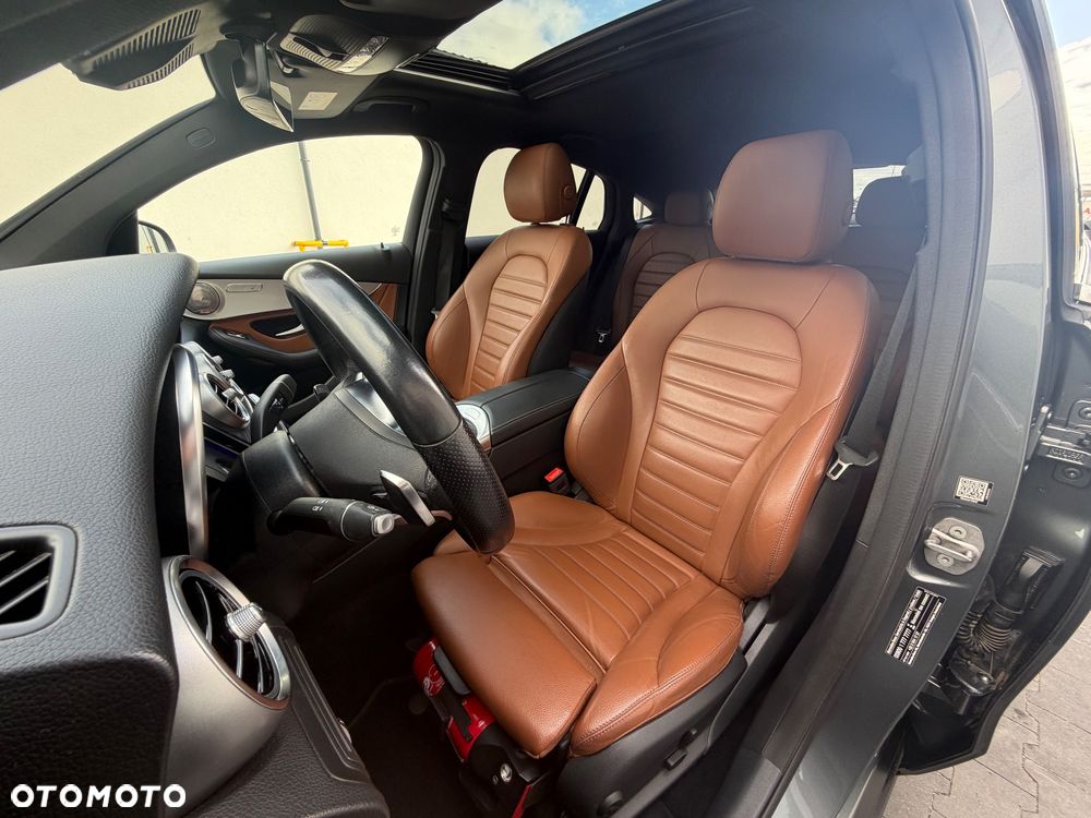 Mercedes-Benz GLC 200 d 4Matic 9G-TRONIC AMG Line - 17
