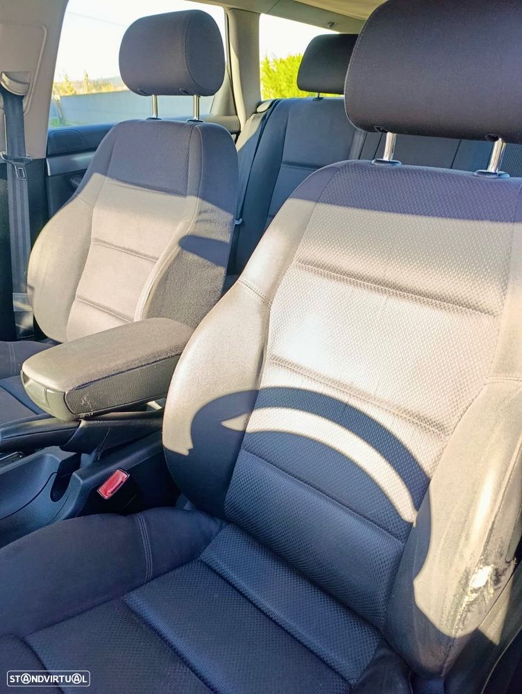 Audi A4 Avant 1.9 TDI multitronic S-Line - 5