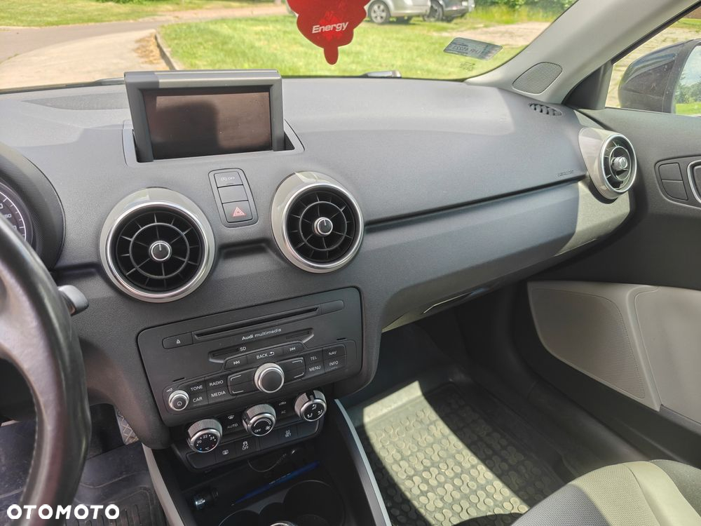 Audi A1 1.6 TDI S line edition - 10