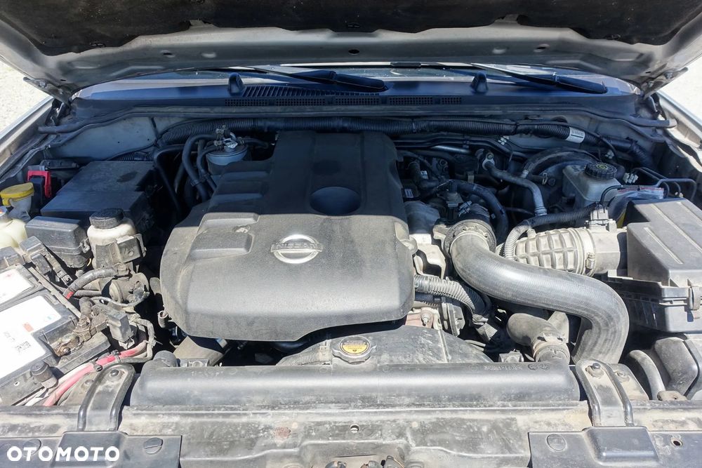 Nissan Navara 2.5 D FE Long - 28