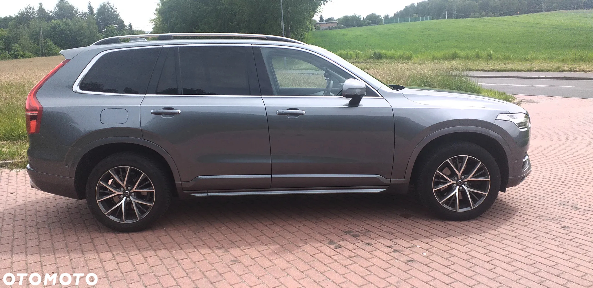 Volvo XC 90 D4 FWD Momentum - 11