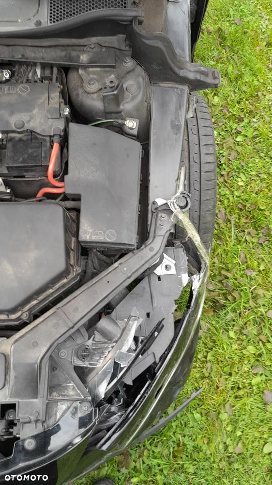 Volvo V40 - 18