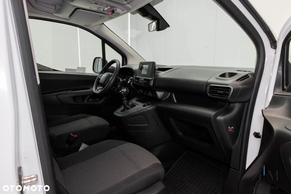 Toyota Proace City Verso 1.5 D-4D Combi - 27