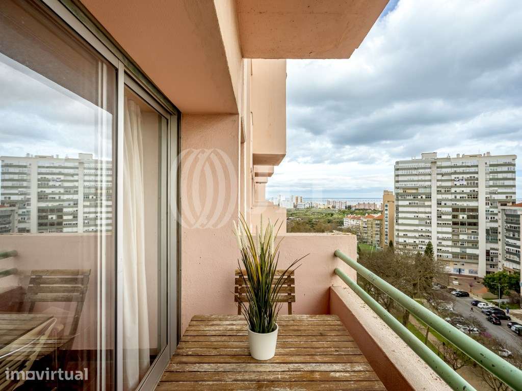 Apartamento T5, com varanda e estacionamento, em Lisboa - Grande imagem: 3/32