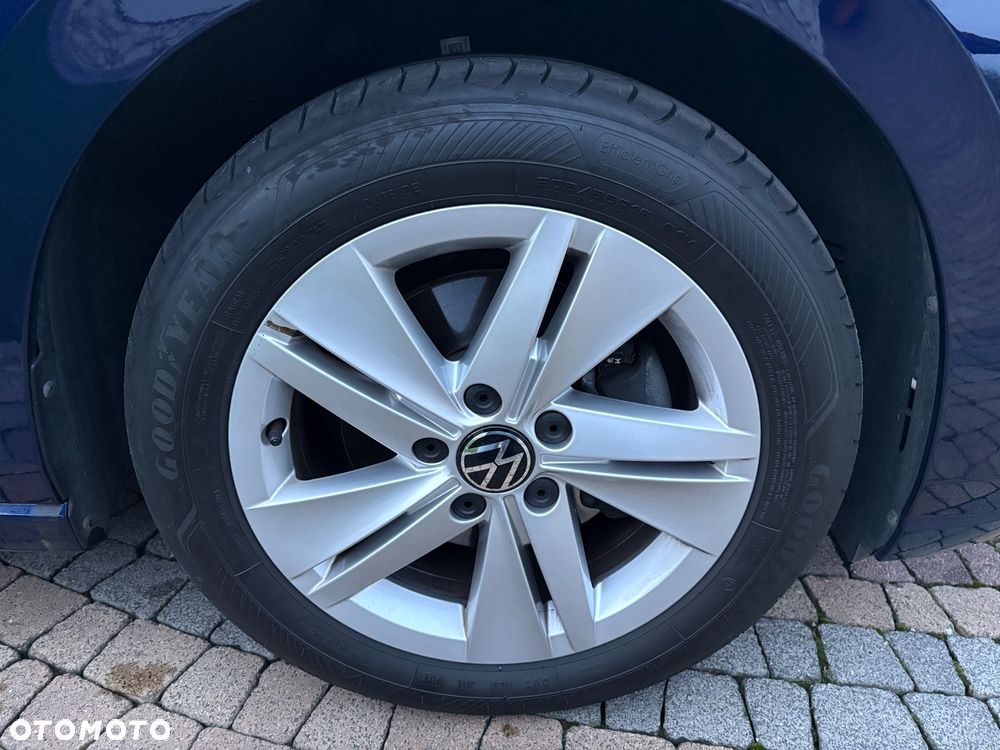 Volkswagen Golf 1.5 eTSI EVO Style DSG - 11