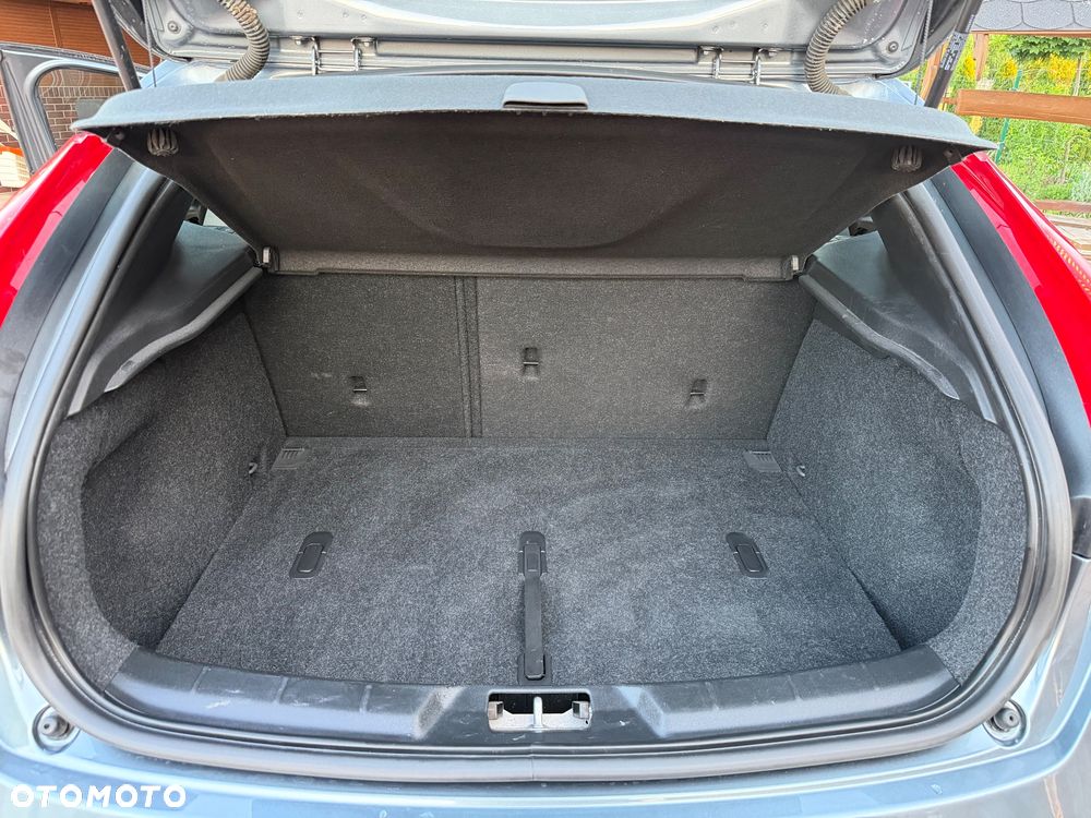 Volvo V40 T2 Inscription - 30