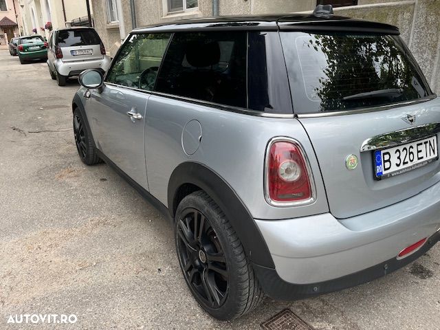 Mini Cooper Standard - 12