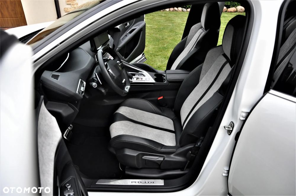 Peugeot 3008 225 e-EAT8 GT - 14