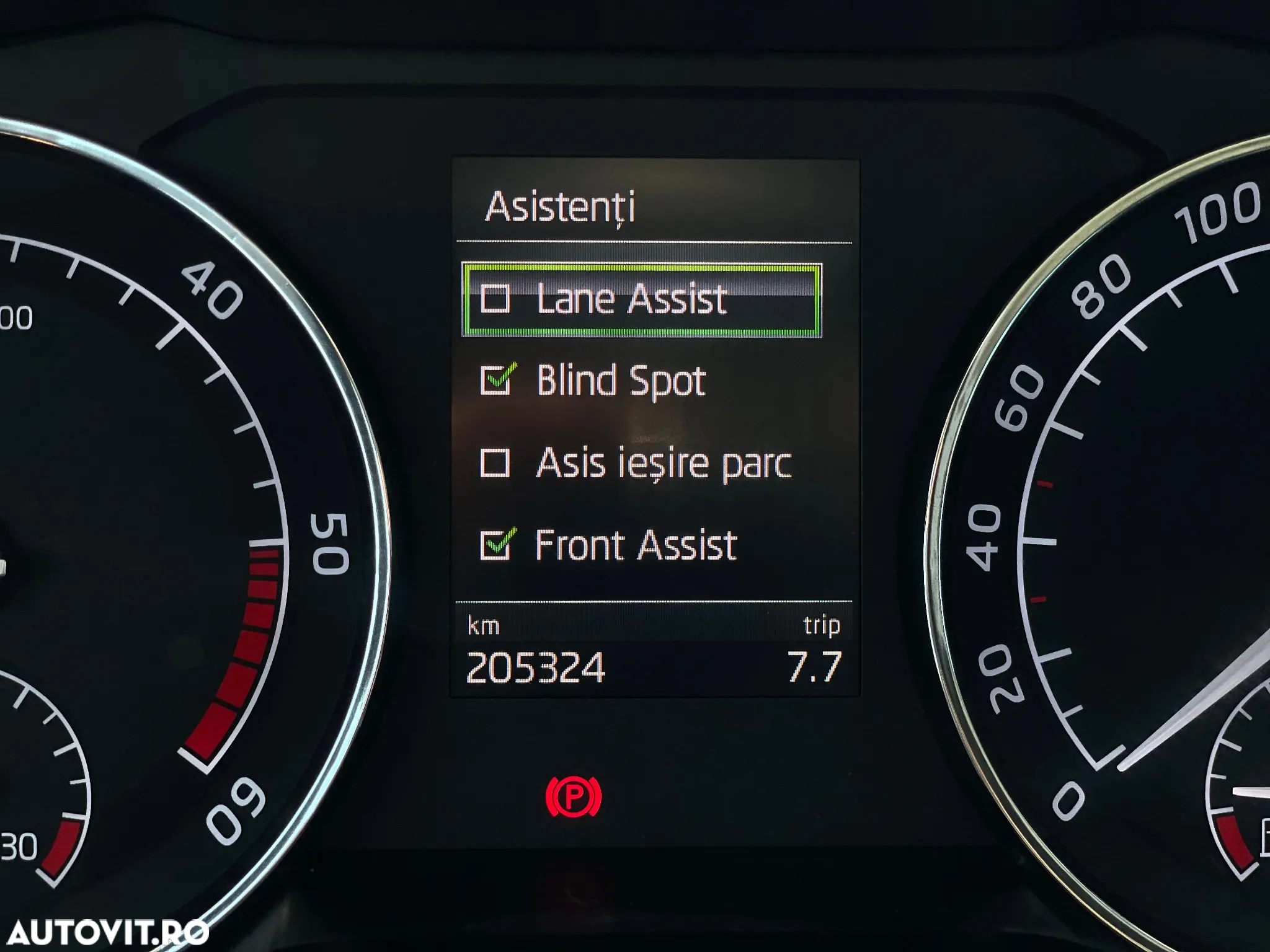 Skoda Superb 2.0 TDI DSG Style - 26