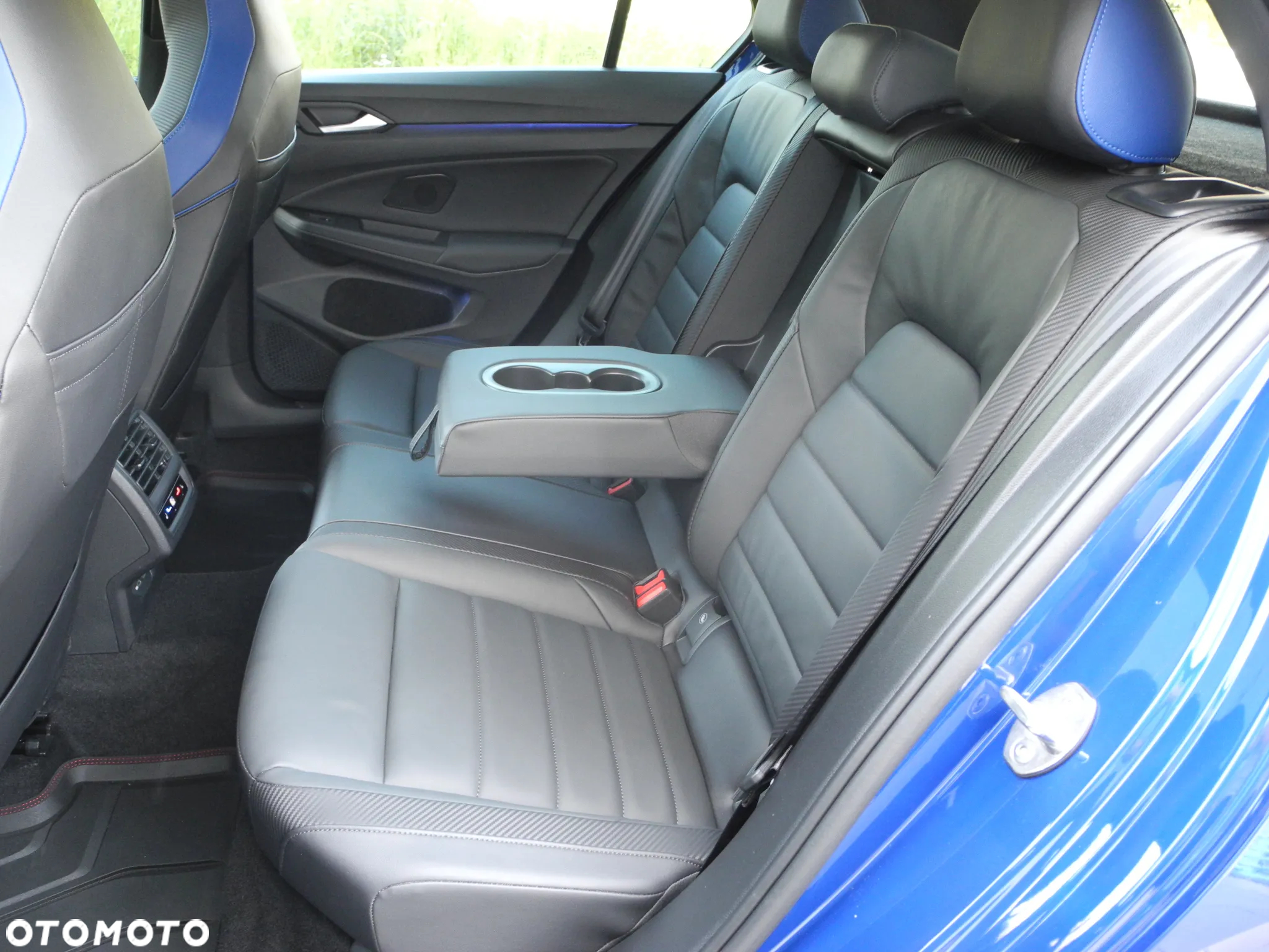 Volkswagen Golf - 23