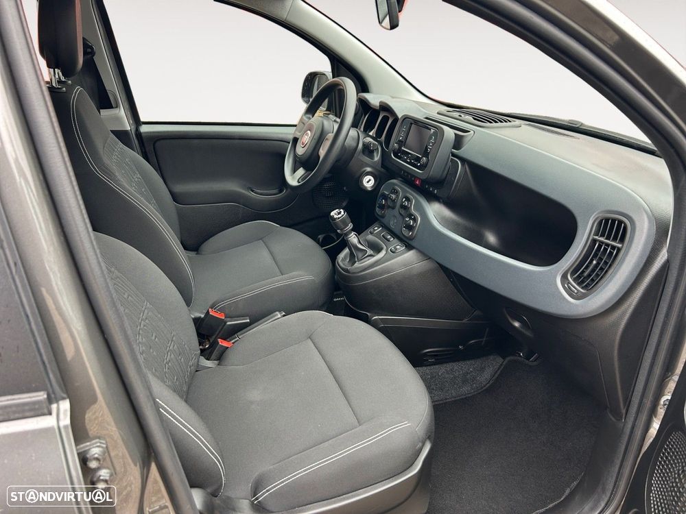 Fiat Panda 1.0 Hybrid (RED) - 15