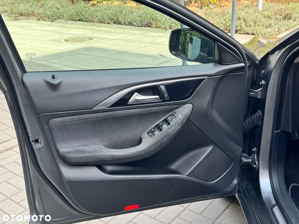 Infiniti Q30 1.5d Premium - 35