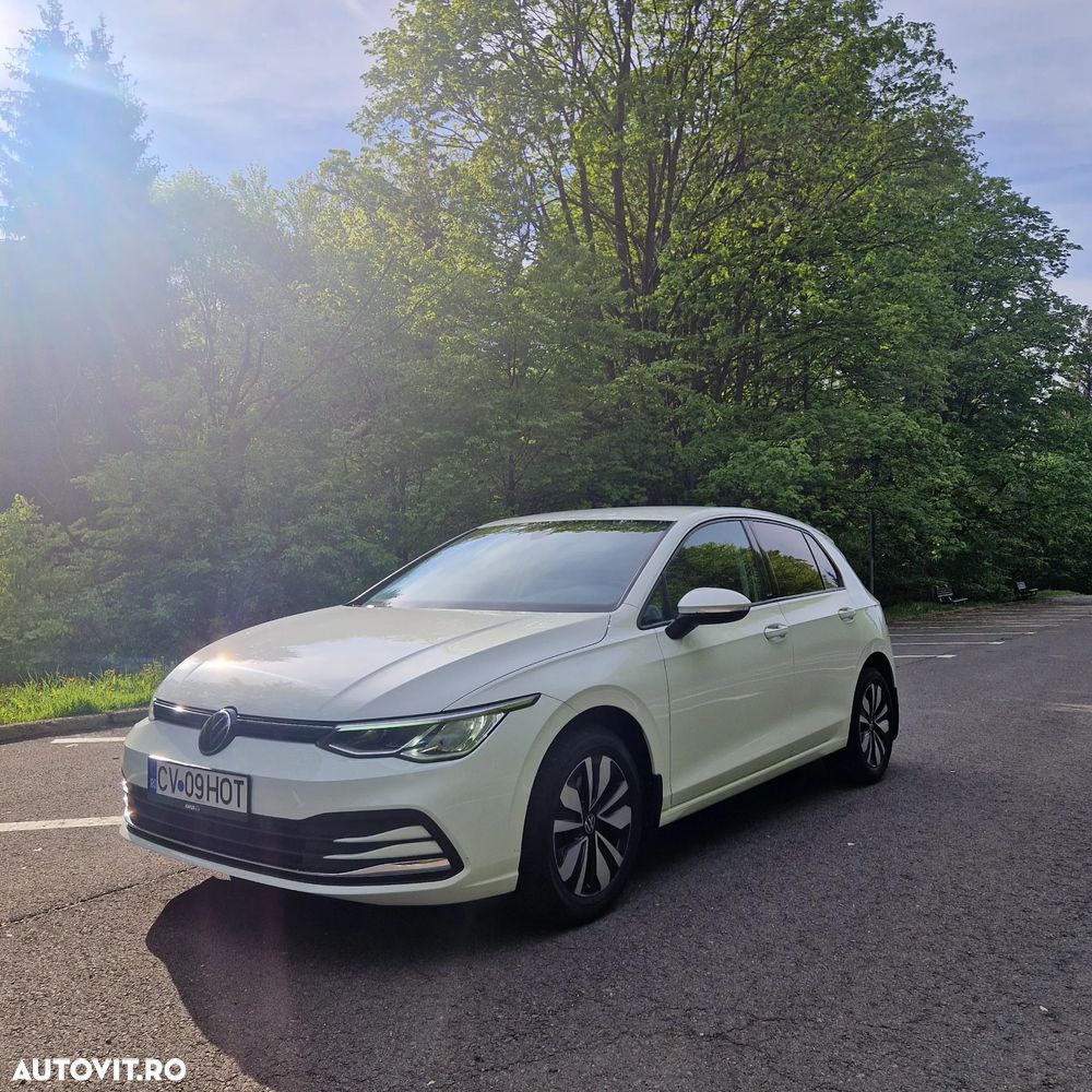 Volkswagen Golf - 1